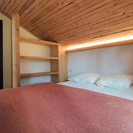 Holiday home Lovely In With Sauna Sonlez